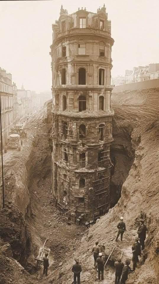Porta Nigra: Αιώνια πύλη που ενώνει τη Ρωμαϊκή Αυτοκρατορία με το σήμερα