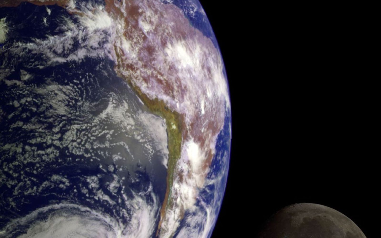 Η Γη και η Σελήνη σε εικόνα της αποστολής Galileo Πηγή: NASA/JPL/USGS